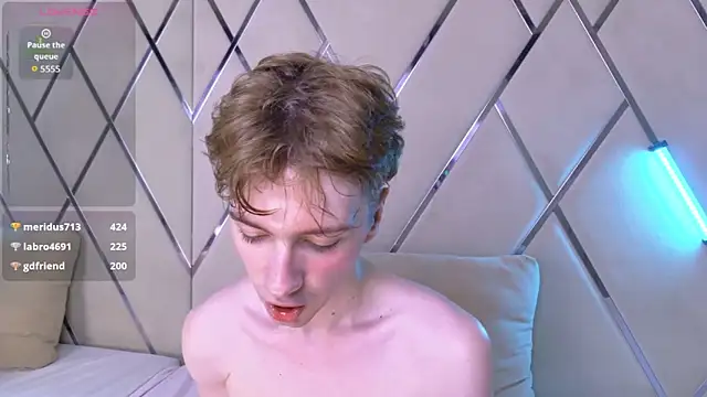 Paul Holt online show from 12/23/25, 08:46