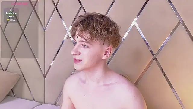 Paul Holt online show from 02/05/26, 03:52