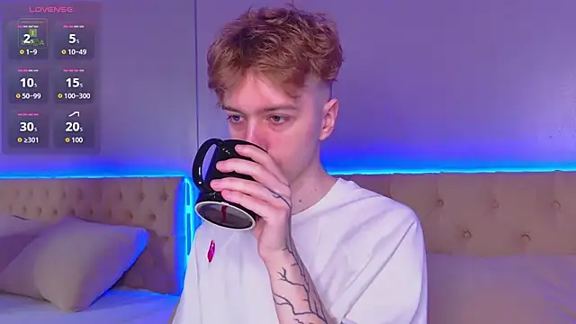 Paul Holt online show from 12/04/25, 09:03