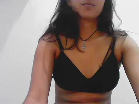 Snapshot of Anika_Singh chatting on 11/15/25, 01:48 Anika Singh online show from 11/15/25, 01:48