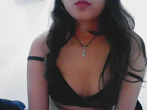 Snapshot of Anika_Singh chatting on 11/12/25, 03:49 Anika Singh online show from 11/12/25, 03:49