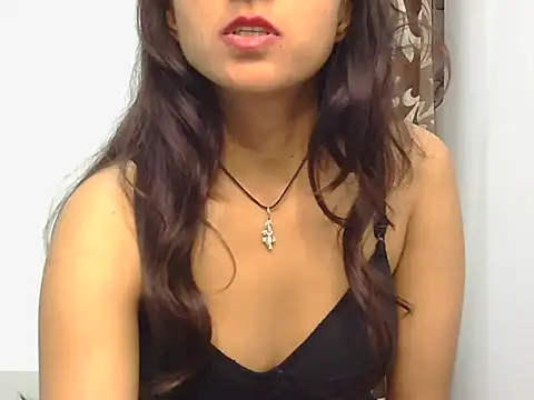 Snapshot of Anika_Singh chatting on 12/15/25, 07:41 Anika Singh online show from 12/15/25, 07:41