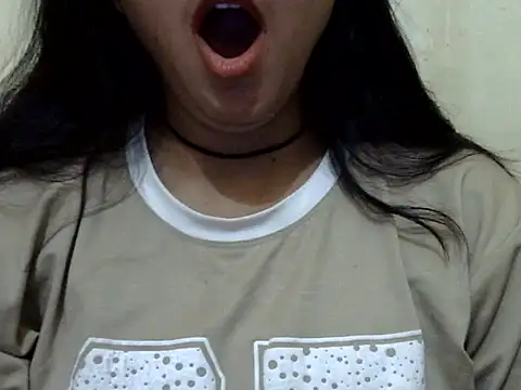 Anika Singh online show from 03/24/26, 09:31