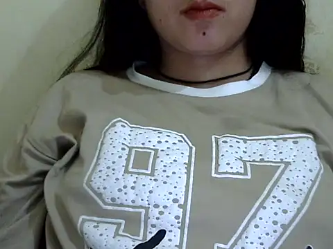 Anika Singh online show from 04/11/26, 03:49