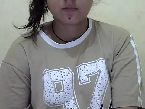 Snapshot of Anika_Singh chatting on 06/01/26, 06:57 Anika Singh online show from 06/01/26, 06:57