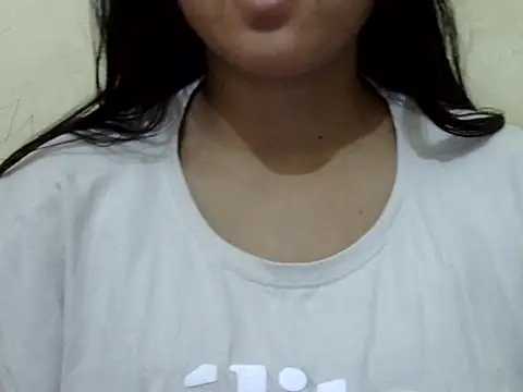 Anika Singh online show from 03/19/26, 04:51