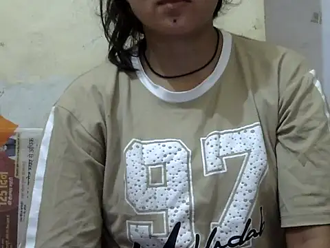 Snapshot of Anika_Singh chatting on 05/08/26, 02:59 Anika Singh online show from 05/08/26, 02:59