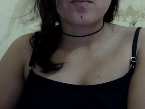 Snapshot of Anika_Singh chatting on 04/21/26, 09:38 Anika Singh online show from 04/21/26, 09:38
