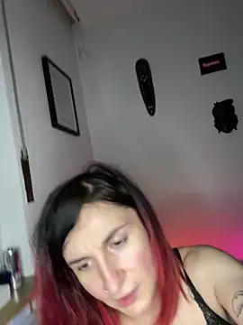 AuroraAllure 27 online show from 04/20/26, 06:42
