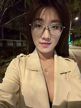 GG-BONG1 online show from 05/05/26, 03:15