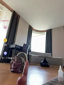 GG-BONG1 online show from 06/21/26, 09:15