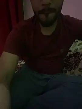 Snapshot of hotyyyyjonny chatting on 04/17/26, 06:00 hotyyyyjonny online show from 04/17/26, 06:00