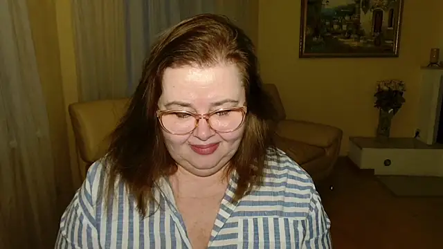 Natali-Gucci online show from 12/19/25, 01:02