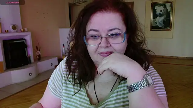 Natali-Gucci online show from 04/10/26, 09:27