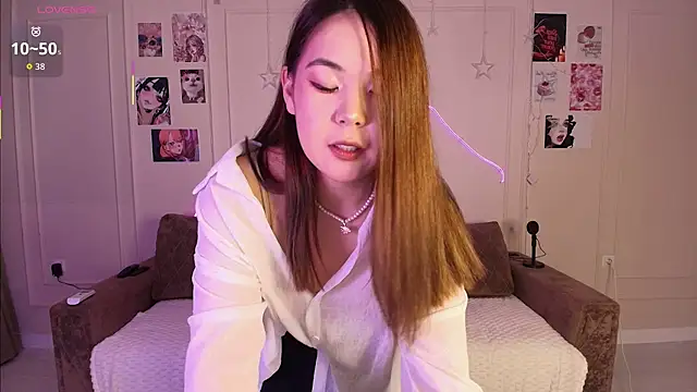 yummy yuna online show from 11/23/25, 09:36