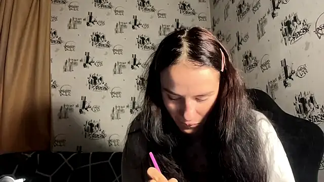 AliciaCapehart online show from 11/30/25, 07:20