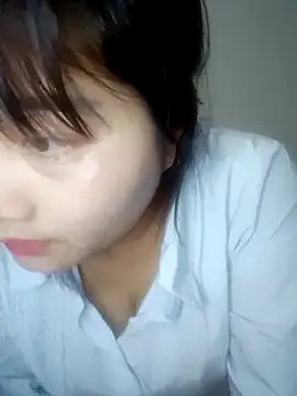 Snapshot of Nuomi6 chatting on 03/23/26, 02:17 Nuomi6 online show from 03/23/26, 02:17