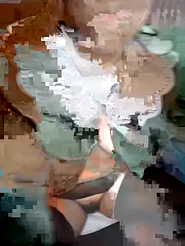 Snapshot of Nuomi6 chatting on 04/07/26, 01:29 Nuomi6 online show from 04/07/26, 01:29