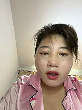 Snapshot of Nuomi6 chatting on 06/28/26, 04:08 Nuomi6 online show from 06/28/26, 04:08
