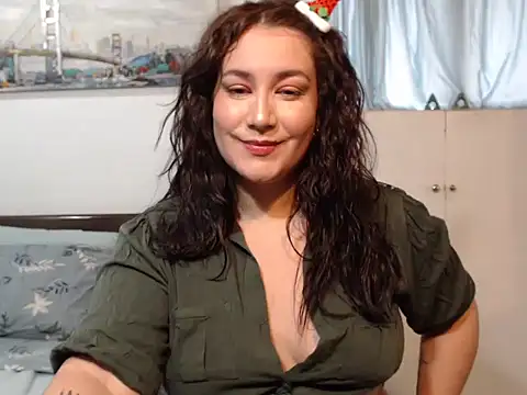 Snapshot of SaloGray8 chatting on 12/18/25, 11:47 SaloGray8 online show from 12/18/25, 11:47