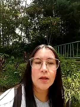 Snapshot of SaloGray8 chatting on 06/25/26, 04:01 SaloGray8 online show from 06/25/26, 04:01