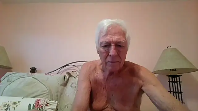 Snapshot of capttp chatting on 12/02/25, 03:58 capttp online show from 12/02/25, 03:58