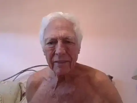 Snapshot of capttp chatting on 10/17/25, 02:52 capttp online show from 10/17/25, 02:52