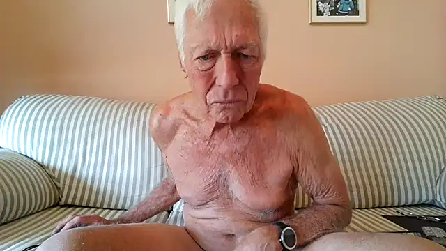 Snapshot of capttp chatting on 11/07/25, 04:33 capttp online show from 11/07/25, 04:33