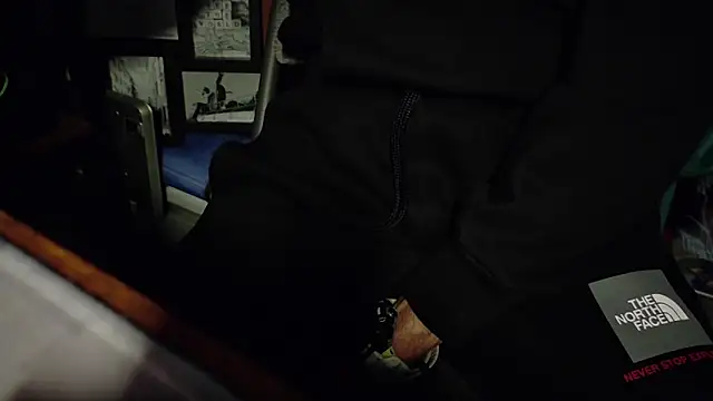 Chrisatmiami online show from 03/21/26, 06:01