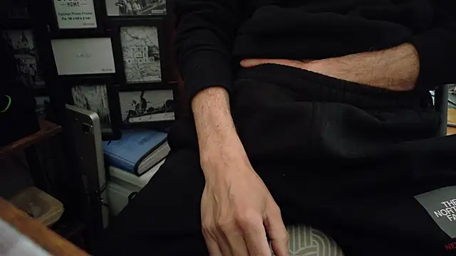 Chrisatmiami online show from 05/03/26, 12:31