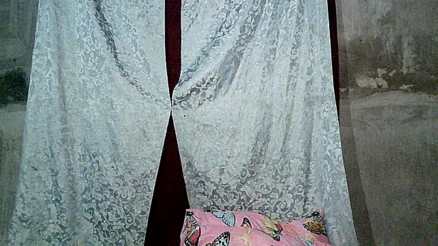 Snapshot of xwindyxxx chatting on 06/11/26, 01:08 xwindyxxx online show from 06/11/26, 01:08
