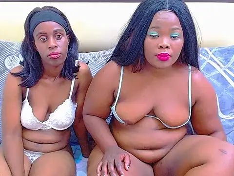 AMOURxxx online show from 11/13/25, 06:39