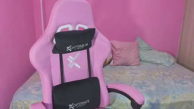 giseselle online show from 04/06/26, 08:54