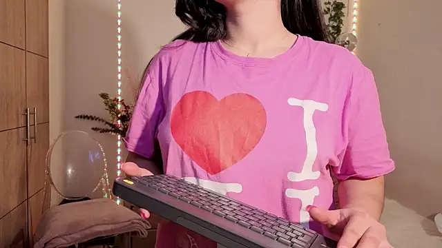 Iamnyxy online show from 12/23/25, 12:00