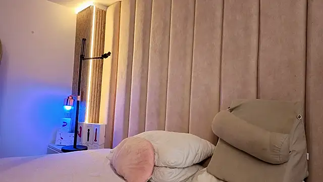 Iamnyxy online show from 04/22/26, 12:45