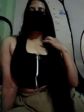 Yamini-X online show from 04/16/26, 06:25