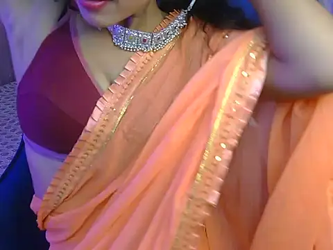 Snapshot of shivani-kumari21 chatting on 11/24/25, 04:29 shivani-kumari21 online show from 11/24/25, 04:29