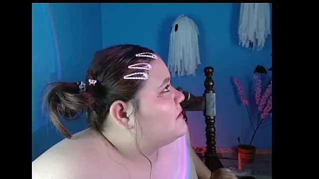 Nyaa kawaii online show from 11/14/25, 12:42