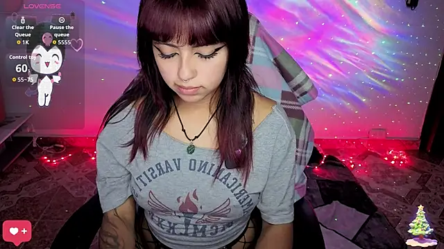 Snapshot of Melody_Ghot chatting on 11/20/25, 01:12 Melody Ghot online show from 11/20/25, 01:12