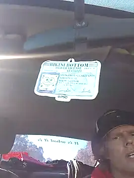 Snapshot of heathbar33 chatting on 11/12/25, 03:05 heathbar33 online show from 11/12/25, 03:05