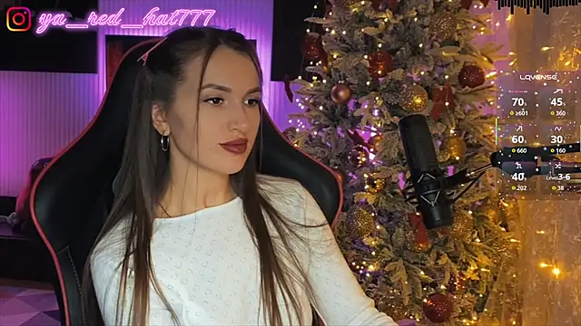 Snapshot of -RED_HAT- chatting on 01/14/26, 06:44 -RED HAT- online show from 01/14/26, 06:44