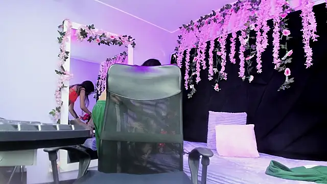 Noah Jonhs online show from 12/03/25, 12:26