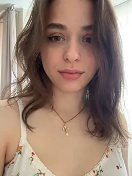 yoyogirlx online show from 06/19/26, 03:45