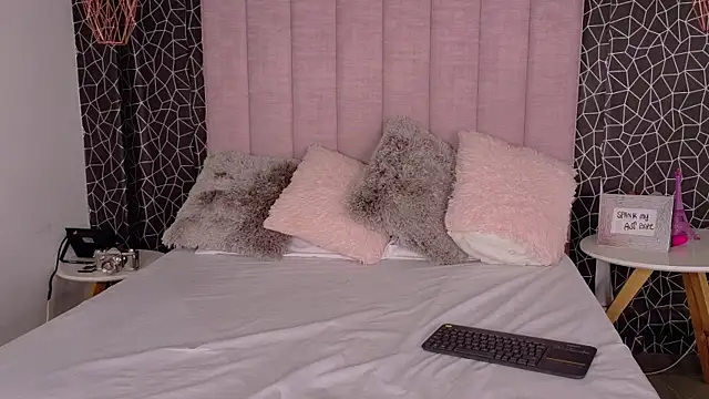 IrisDeLaVega  online show from 03/28/26, 02:51