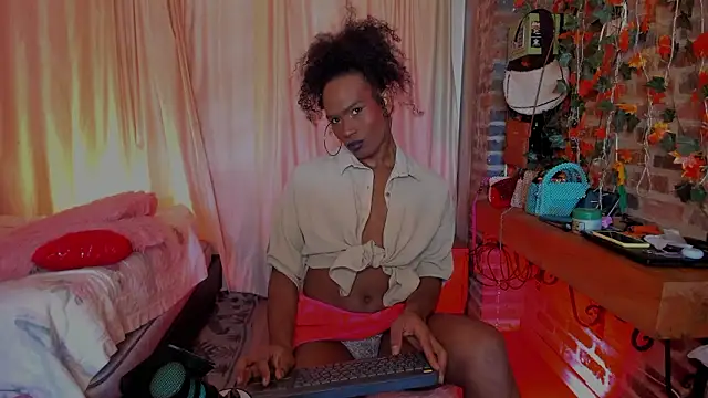 LaGoldenBitch online show from 03/01/26, 04:07