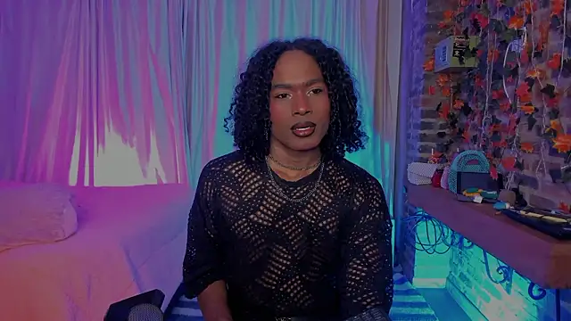 LaGoldenBitch online show from 02/11/26, 09:09