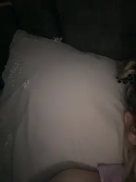 dalou3a22 online show from 11/18/25, 02:31