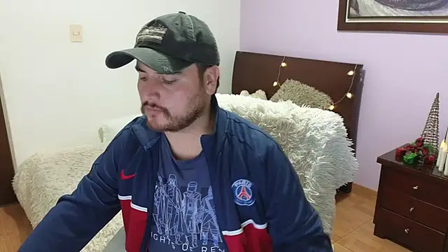 LiamConan online show from 11/20/25, 01:39