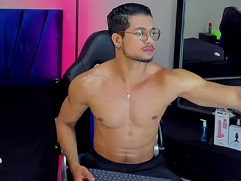 Nolan joness online show from 03/17/26, 07:39