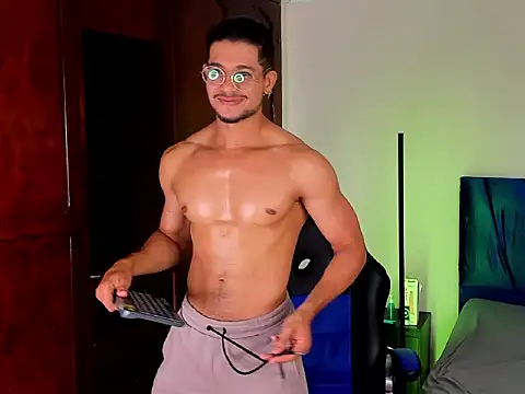 Nolan joness online show from 03/31/26, 08:33